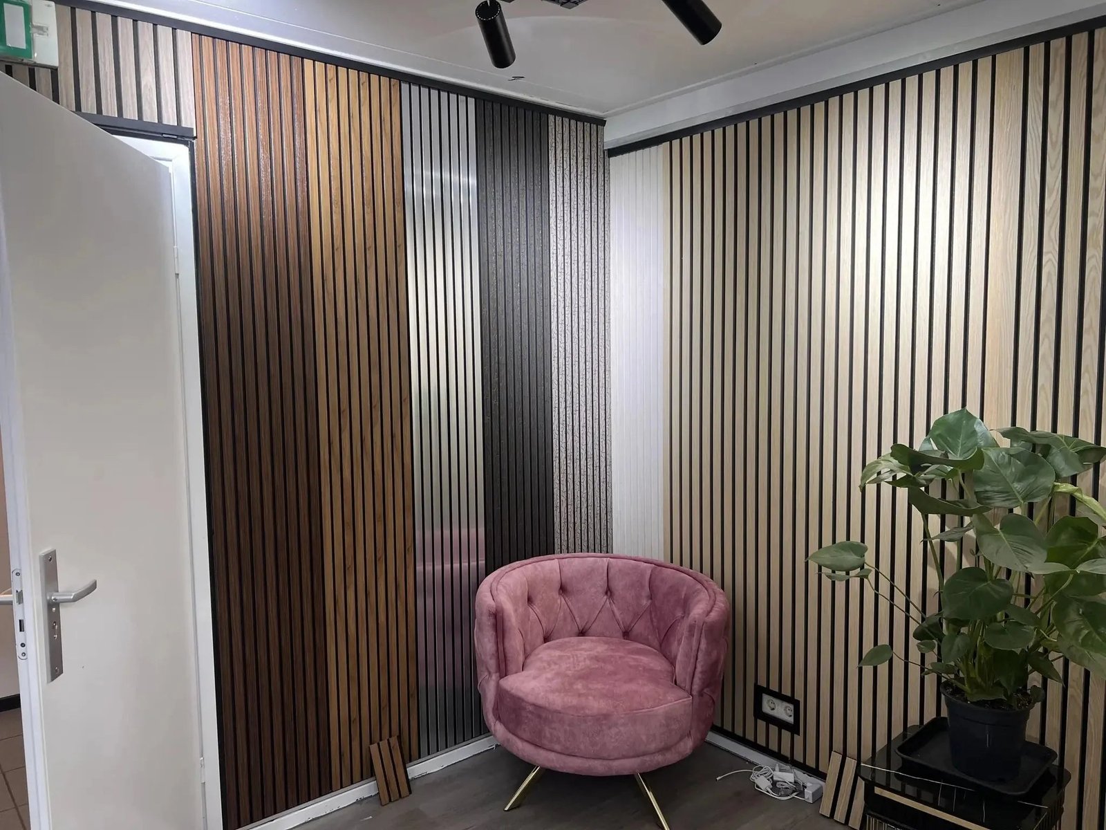 Moderne PVC Licht Walnoot Kunststof Wandpanelen – Wall panel