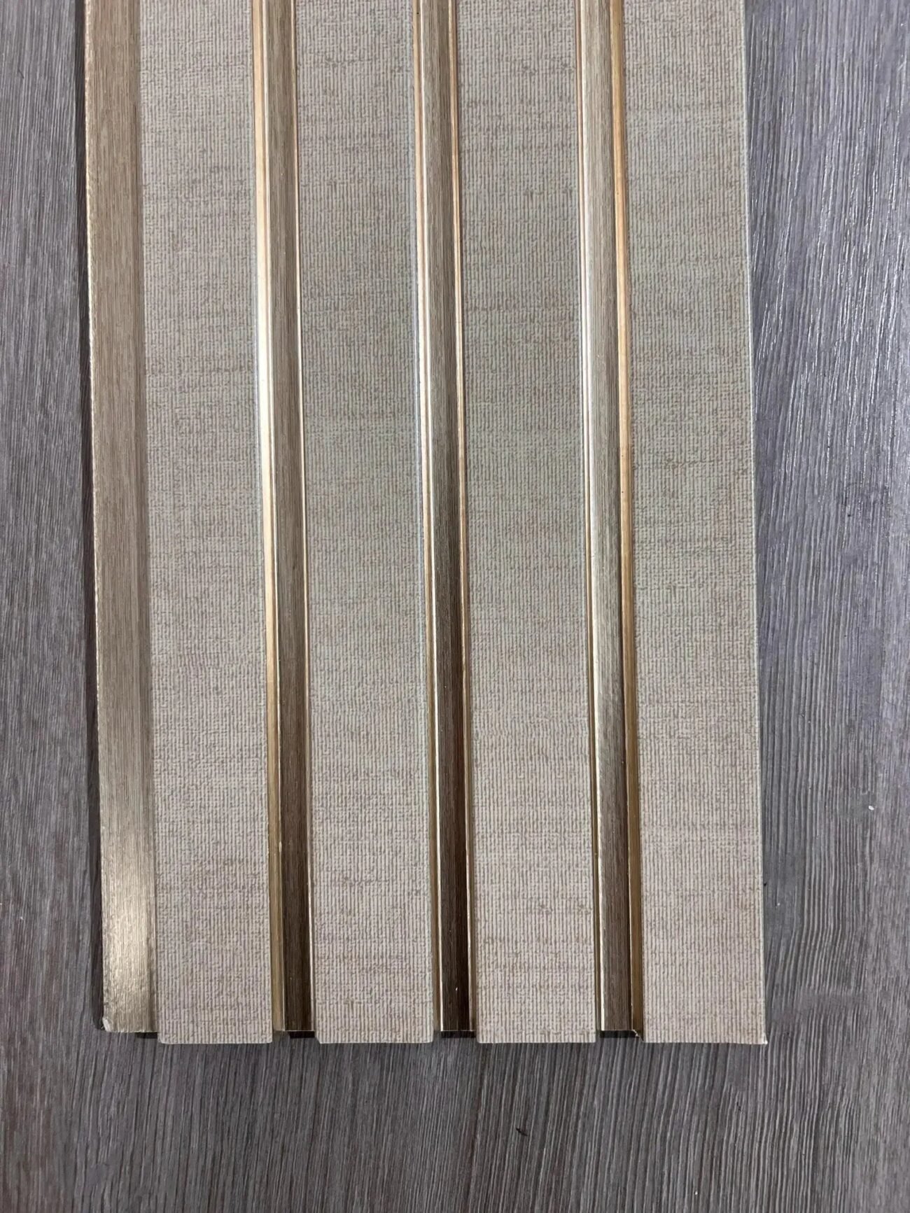 Luxe Kunststof Wandpanelen Zwart Goud Lava – Wall panel